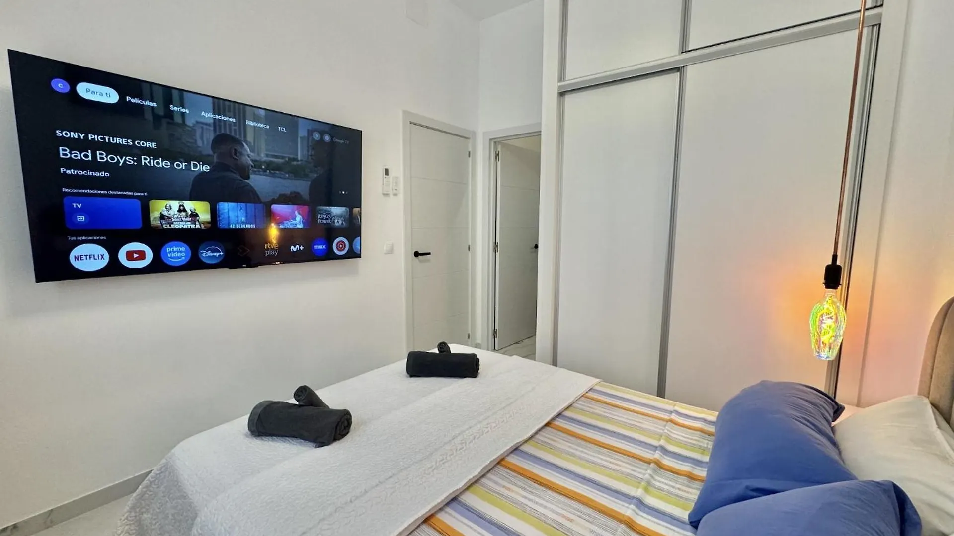 Flats In Torremolinos With Free Wifi Apartment
